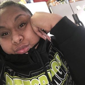 Meet your Posher, Vegah